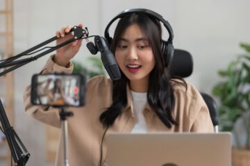 Como gravar vídeos sozinho e se sentir à vontade