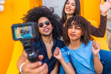 Identidade Visual Bonita Sem Gastar? Veja Como Criar a Sua Mesmo Sem Designer (e Sem Surtar no Canva)